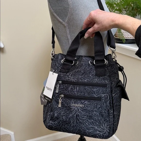 Baggallini Charcoal Floral Crossbody Bag. (Modern EWY Drawstring Bag) - Picture 8 of 16